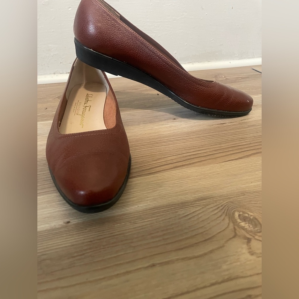 Salvatore Ferragamo Vintage  Brown Leather Flats - Picture 5 of 9
